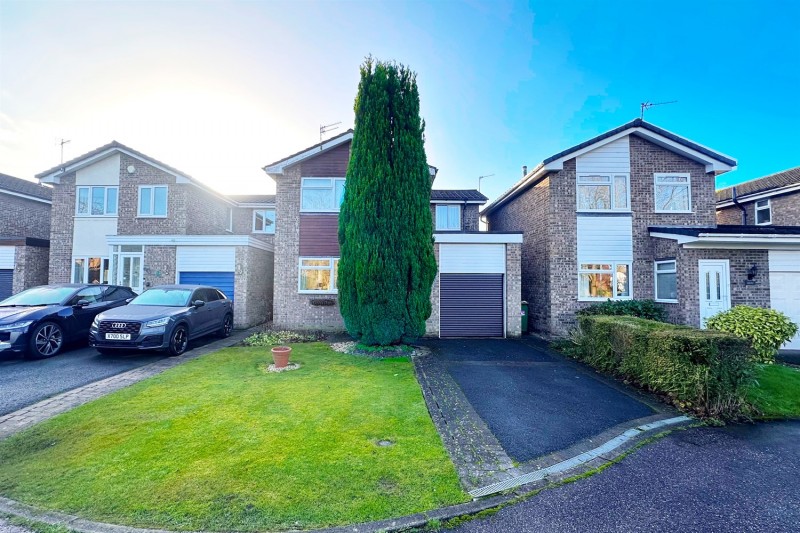 Hartland Close, Poynton