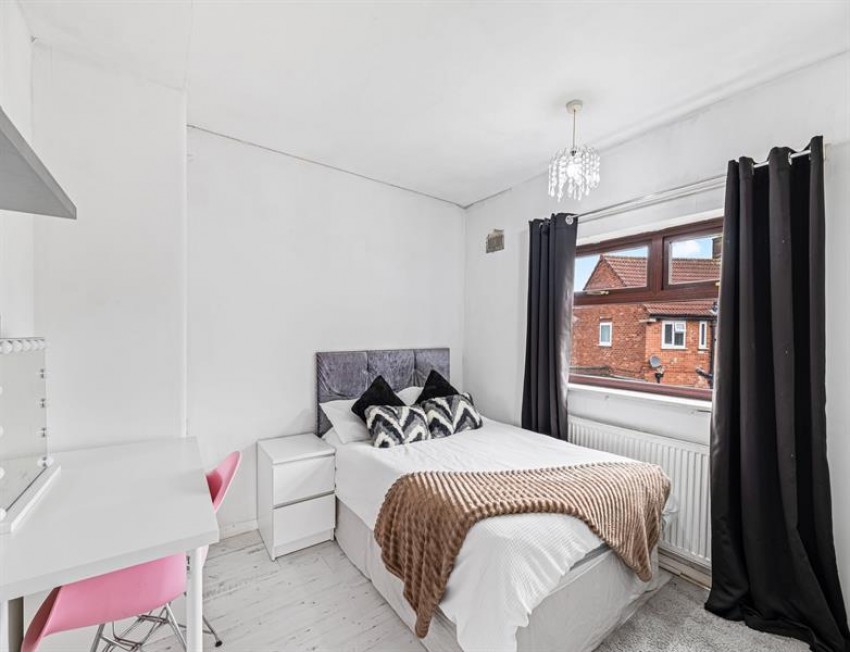 Images for Kings Drive, Helsby, Frodsham