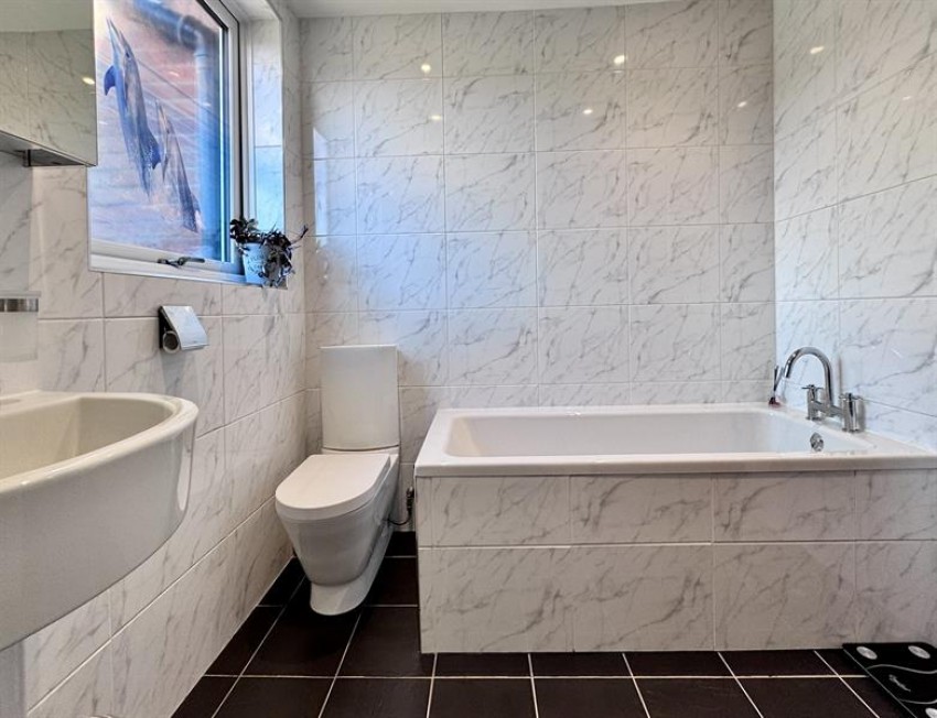 Images for Bonsall Close, Glossop