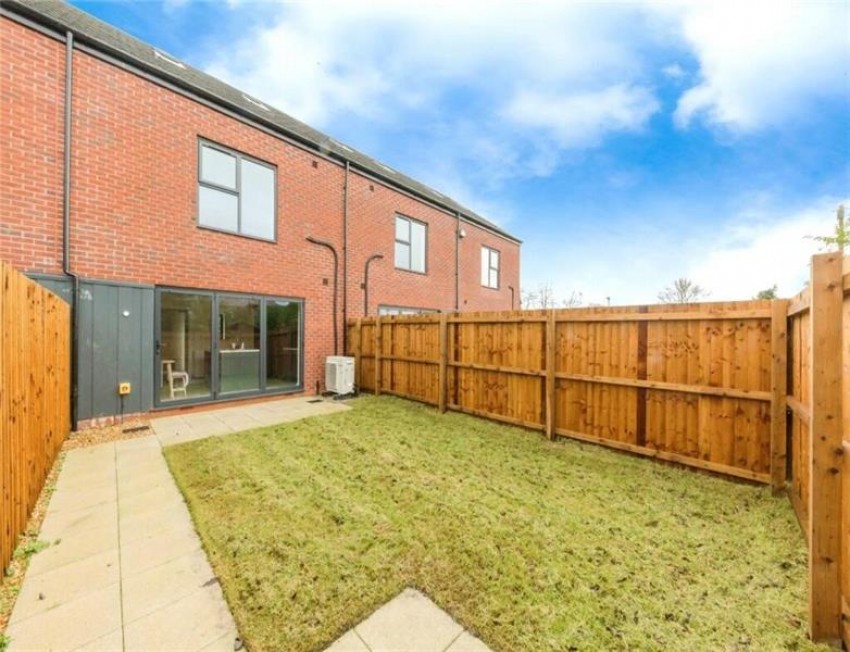 Images for Loom Close, Macclesfield