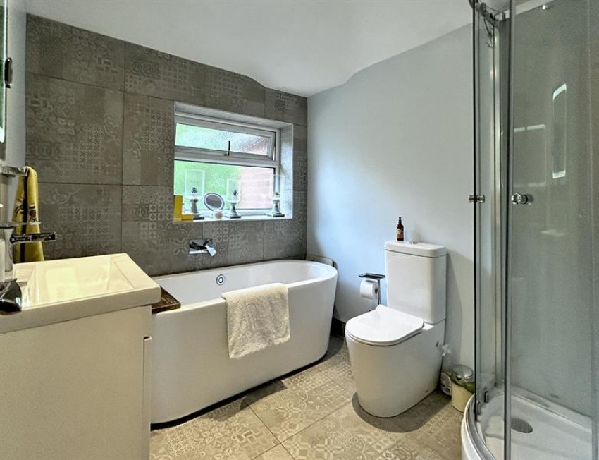 Images for Queensway, Heald Green, Stockport