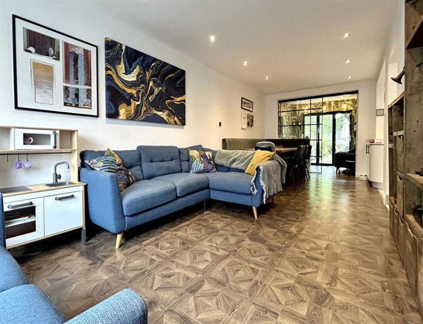 Images for Queensway, Heald Green, Stockport