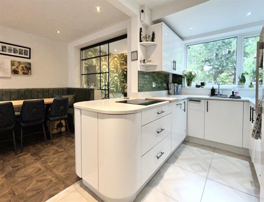 Images for Queensway, Heald Green, Stockport