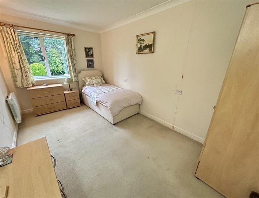 Images for Oakwood, Tabley Road, Knutsford