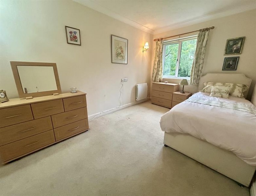 Images for Oakwood, Tabley Road, Knutsford