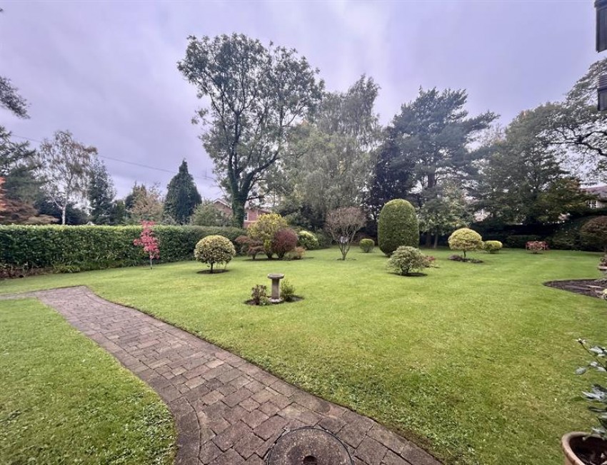 Images for Oakwood, Tabley Road, Knutsford