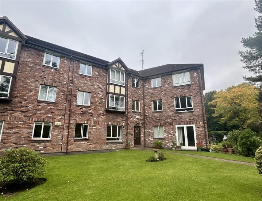 Images for Oakwood, Tabley Road, Knutsford