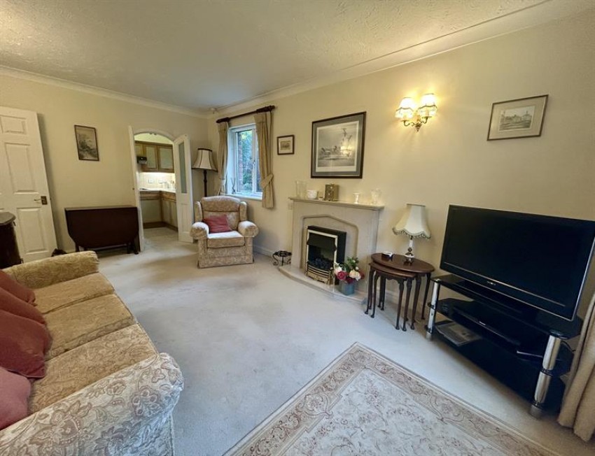 Images for Oakwood, Tabley Road, Knutsford