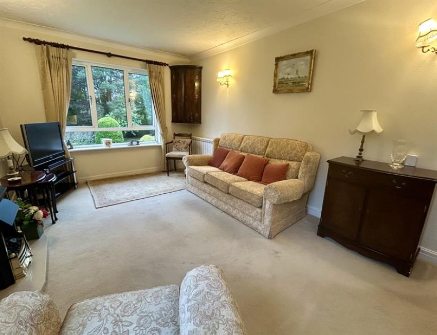 Images for Oakwood, Tabley Road, Knutsford