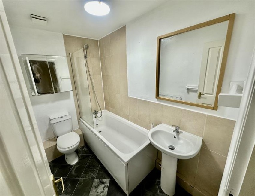 Images for Deansgate Lane, Timperley, Altrincham