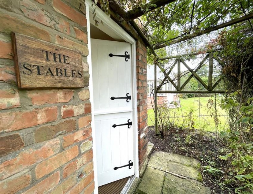 Images for Trouthall Lane, Plumley