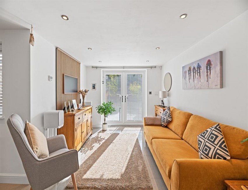 Images for Crown Inn Cottages, Fingerpost Lane, Norley, Frodsham