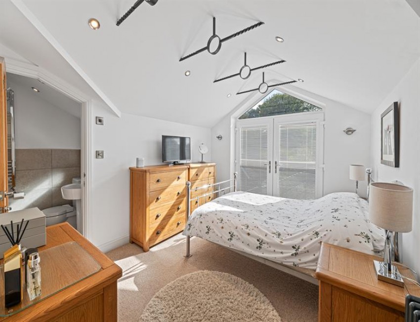 Images for Crown Inn Cottages, Fingerpost Lane, Norley, Frodsham