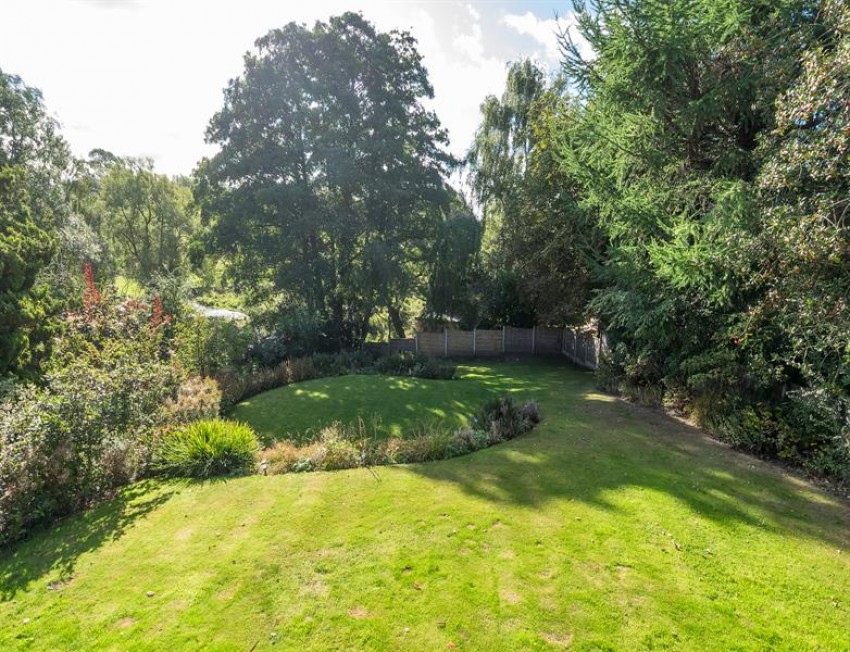 Images for The Paddocks, Prestbury