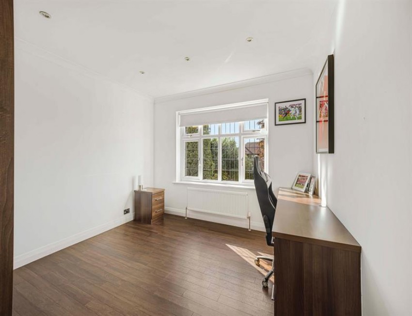 Images for Carlton Road, Hale, Altrincham