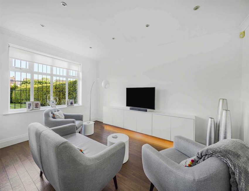 Images for Carlton Road, Hale, Altrincham