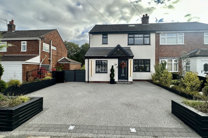 Dunnisher Road, Manchester