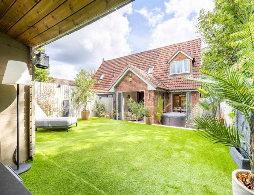 Images for Oakleigh Rise, Northwich