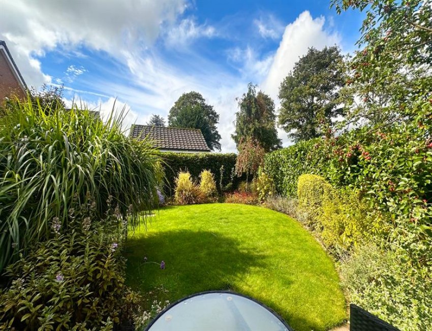Images for Grebe Close, Poynton