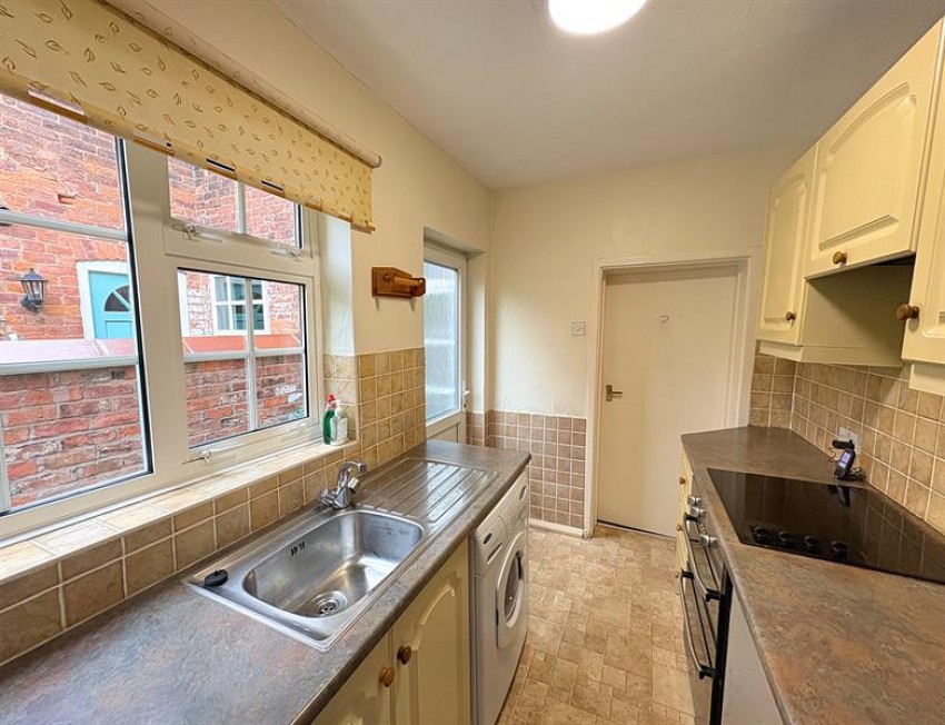 Images for London Road, Holmes Chapel