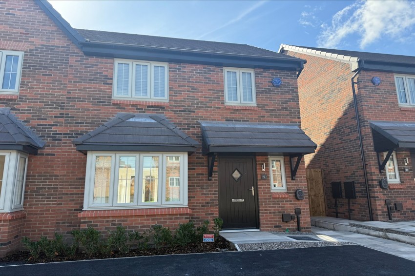 Images for Snapes Meadow, Lymm