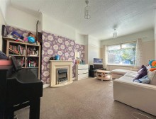 Images for Warwick Drive, Sale