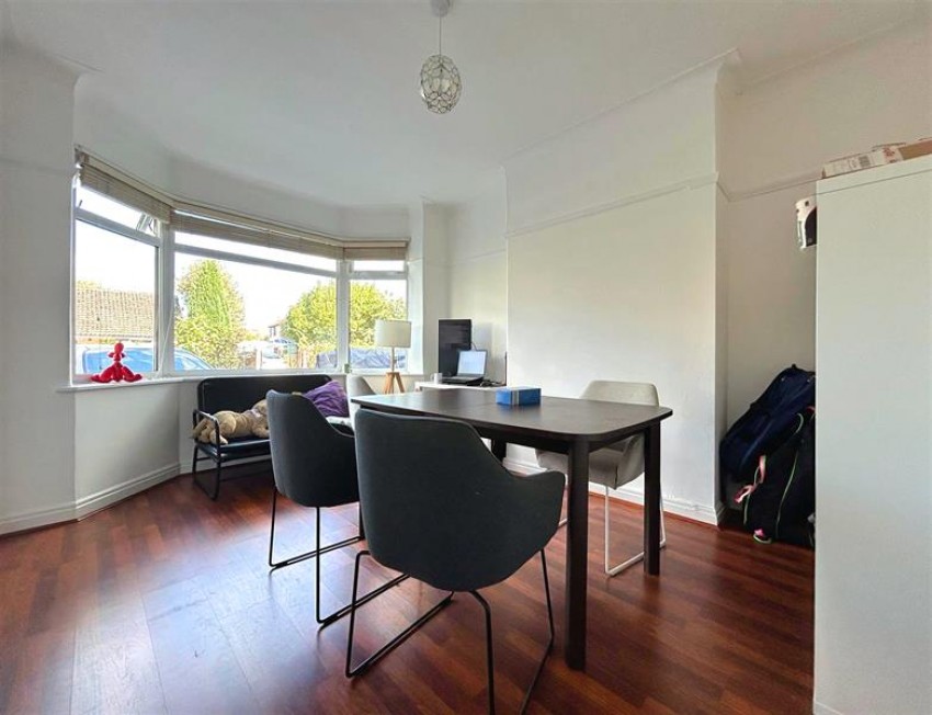 Images for Warwick Drive, Sale