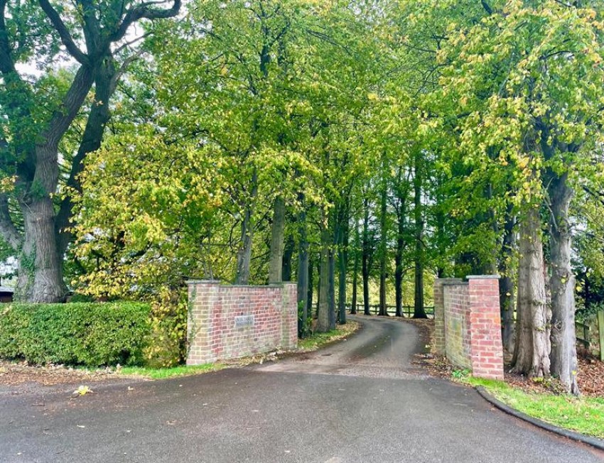 Images for Over Tabley Hall Farm, Old Hall Lane, Over Tabley, Knutsford