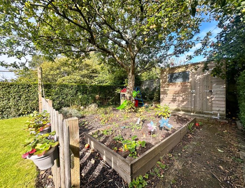 Images for Oak Grove, Poynton