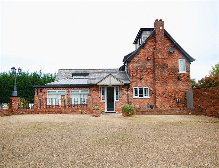 Images for Moss Lane, Styal, Wilmslow