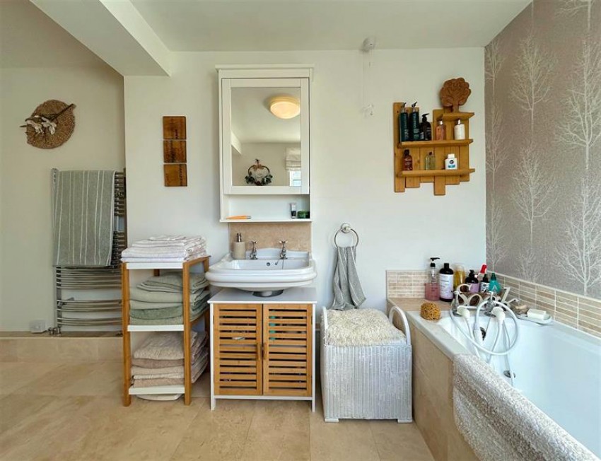 Images for Vyner Grove, Sale
