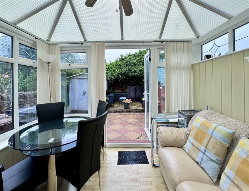 Images for Surrey Street, Glossop