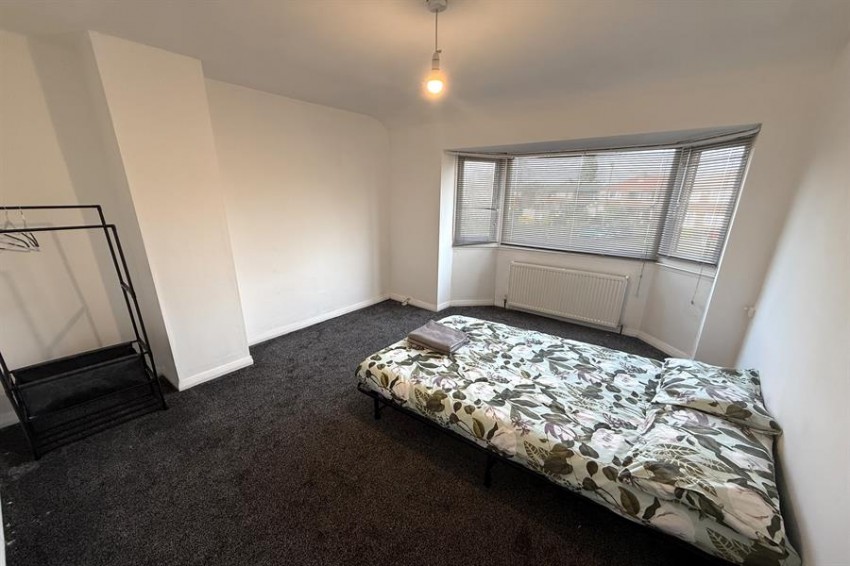 Images for Glebelands Road, Sale