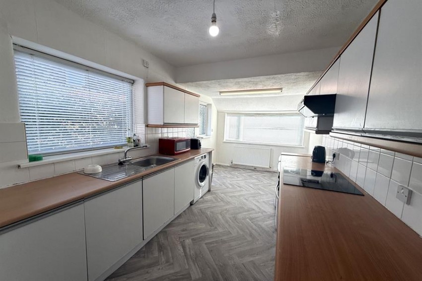 Images for Glebelands Road, Sale