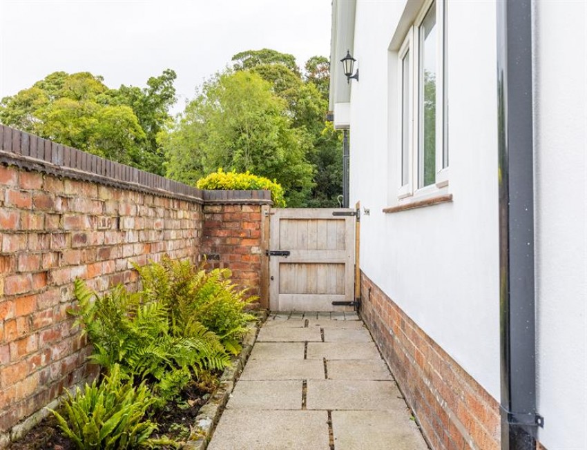 Images for Hartford, Northwich