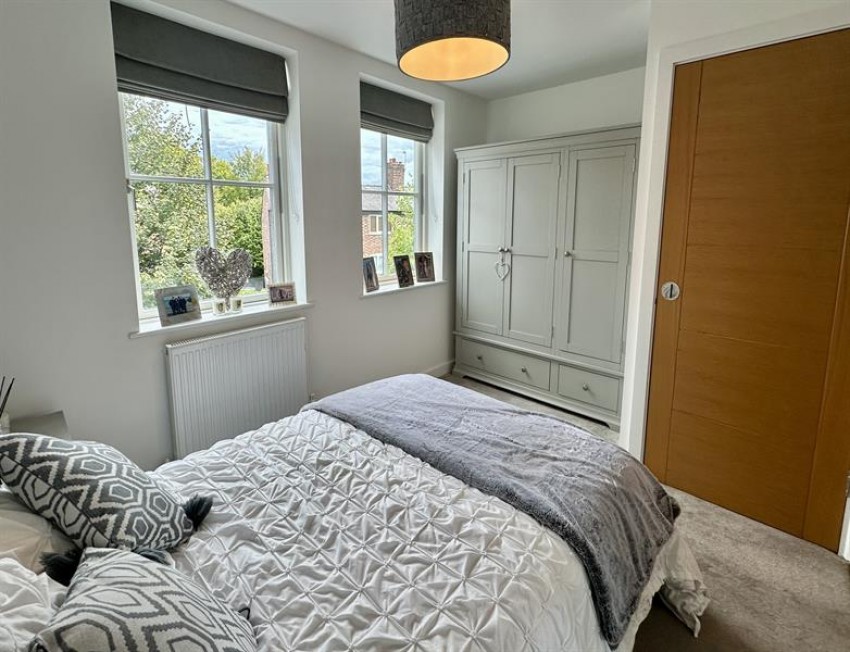 Images for Oak Gardens, Gatley