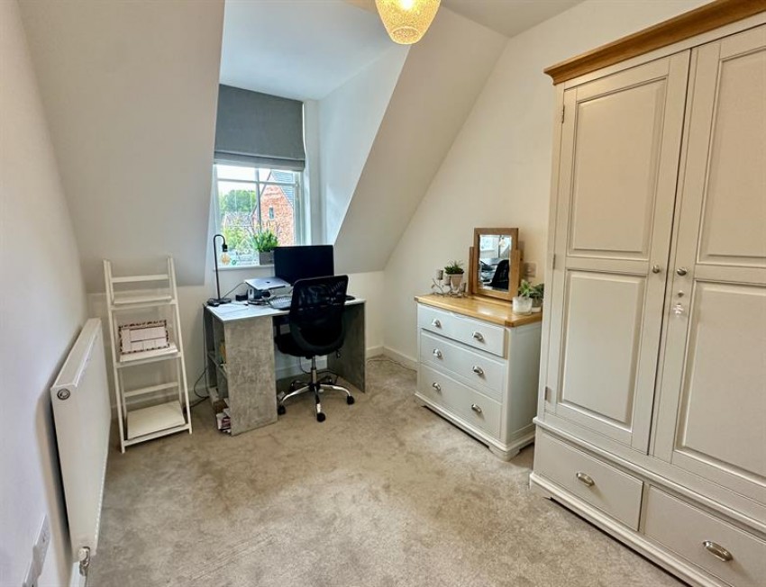 Images for Oak Gardens, Gatley