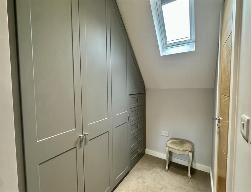 Images for Oak Gardens, Gatley