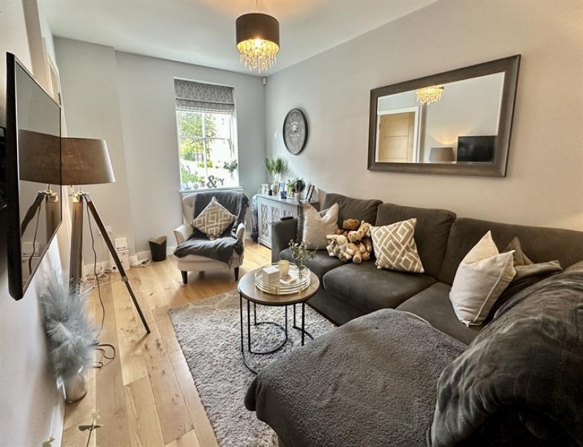 Images for Oak Gardens, Gatley