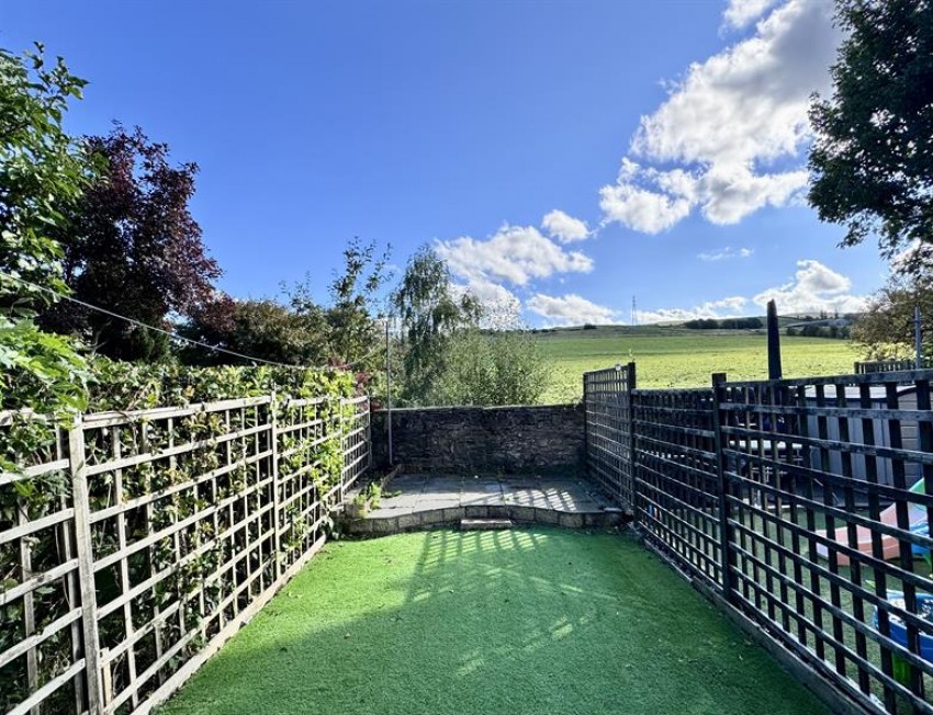 Images for Low Leighton Road, New Mills