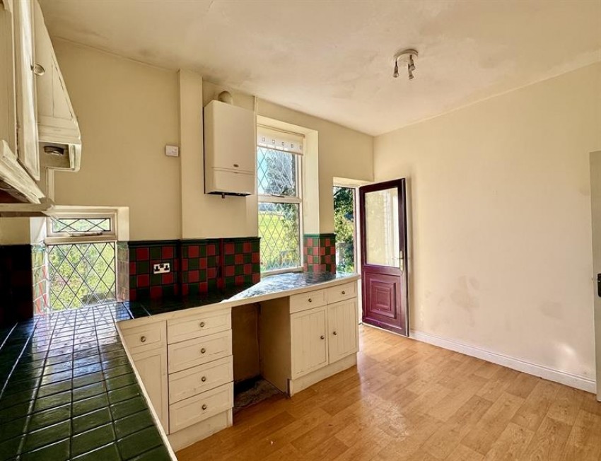 Images for Low Leighton Road, New Mills