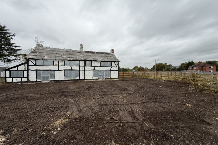 Images for Keepers Cottage, Walnut Tree Farm, Chester Road, Woodford