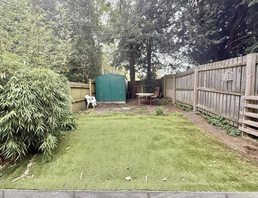 Images for 27 Pencarrow Close, Didsbury