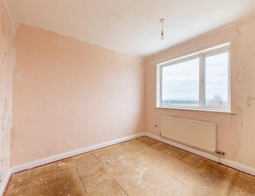 Images for Chain free property with great potential on North Brook Road