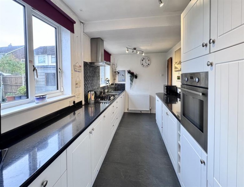 Images for Lower Barn Road, Hadfield, Glossop