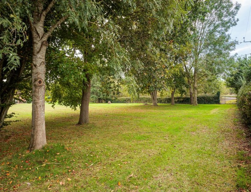 Images for Wrexham Road, Holt