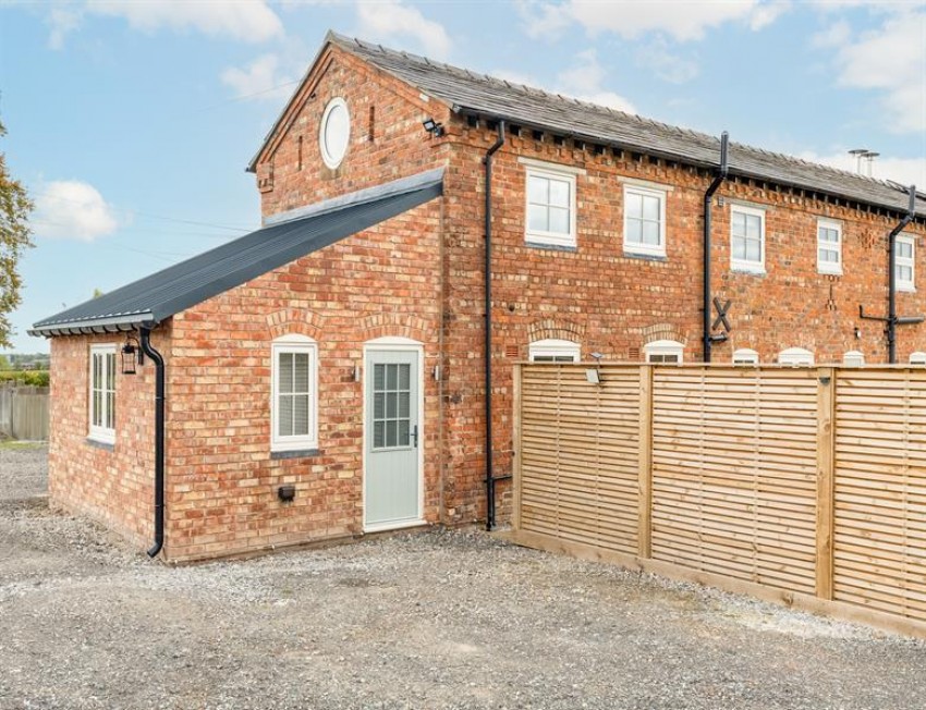 Images for Daisy Bank Farm, Top Farm Lane, Winsford Road, Cholmondeston
