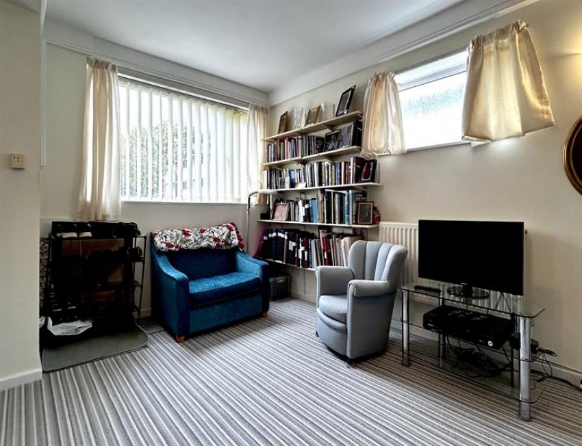 Images for Chorlton Drive, Cheadle