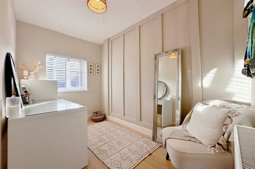 Images for London Road South, Poynton