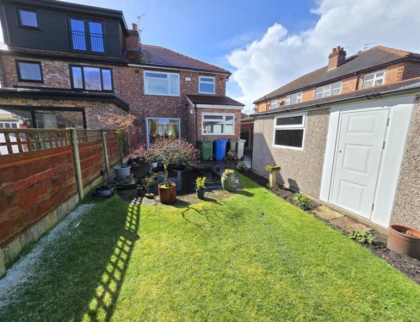 Images for Rosslyn Grove, Timperley, Altrincham